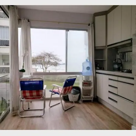 Apartamento Pe Na Areia - Meia Praia - Itapema Sc Exterior photo